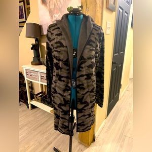 Rachel Zoe Hooded Camo Cardigan XL